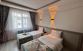 Fly Hotel